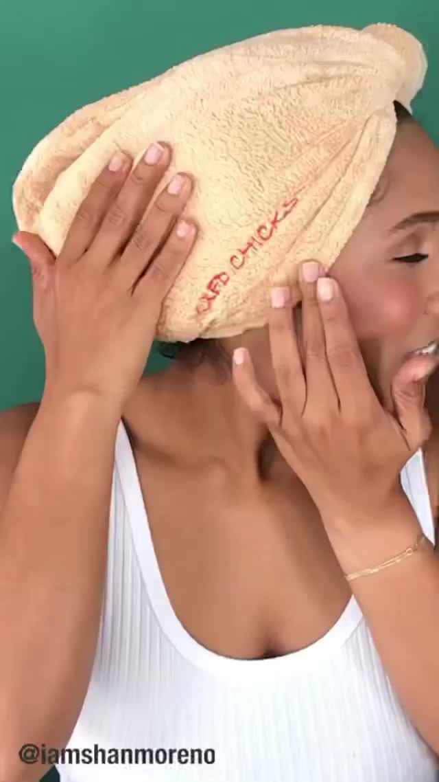 Video post from mixedchickshair.