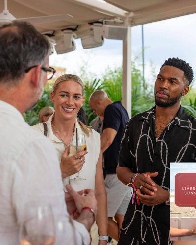 Carousel post from gembon23.