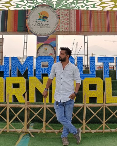 Carousel post from i_m_sanju7.