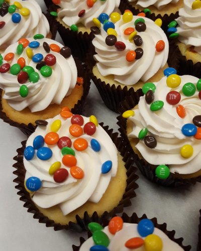 Photo post from smallcakestyler.