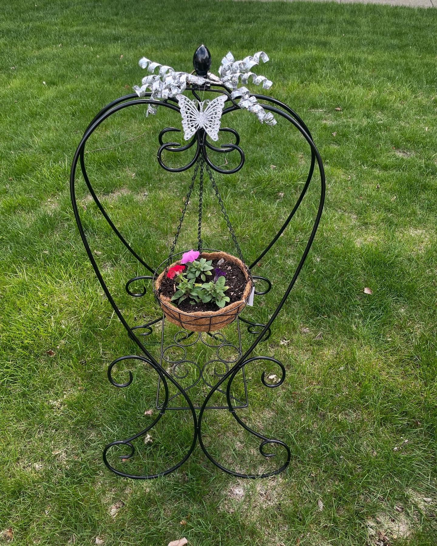 Carousel post from midpointministrycenter.