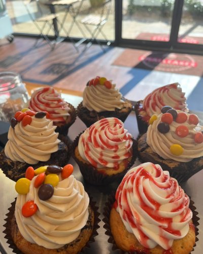 Photo post from smallcakestyler.