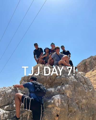 Carousel post from tjjlions.
