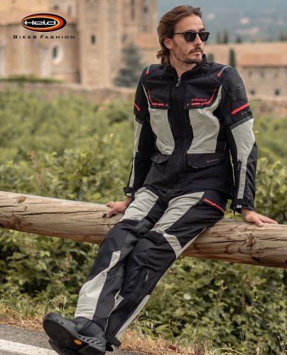 Photo post from motomax.