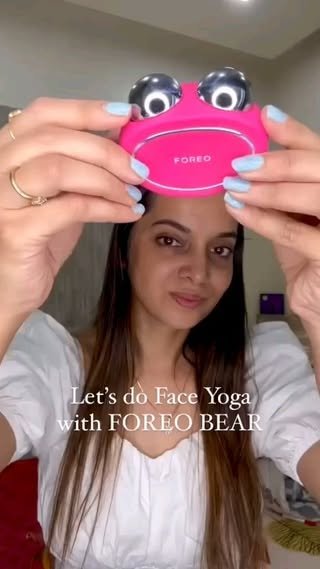FOREO BEAR™ mini | Dispositivo de Microcorrente Compacto | Lifting