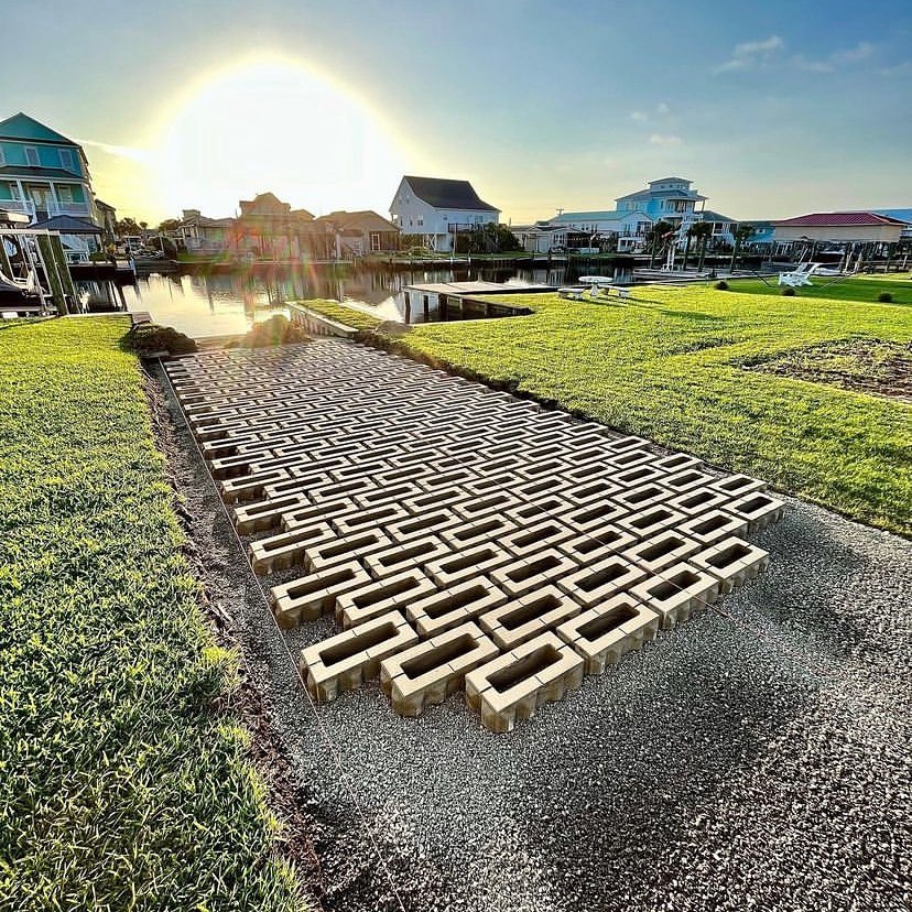 Photo post from techobloc.