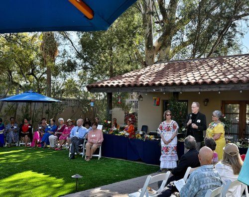 Carousel post from teatro_carmen.