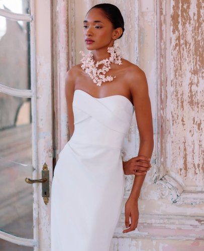 Carousel post from jolibride.