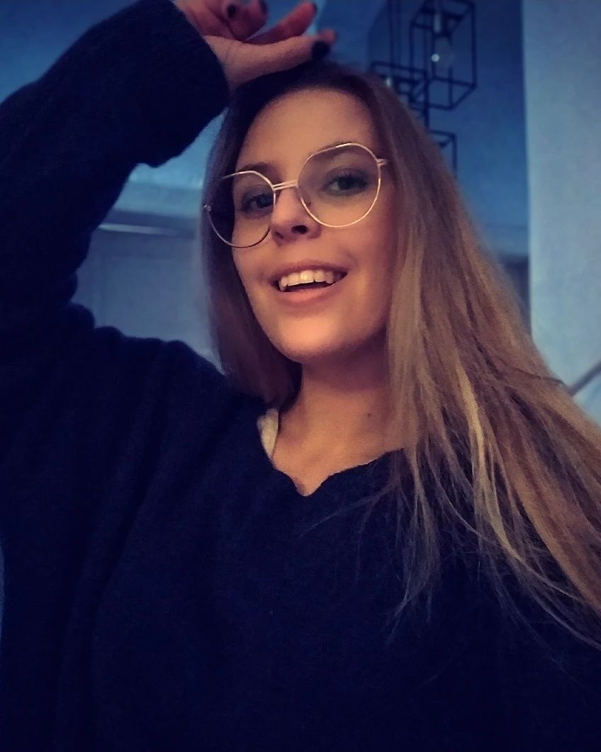 Carousel post from jujukeee.