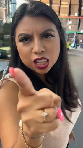 Video post from uzmarketing.