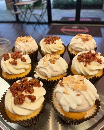 Photo post from smallcakestyler.