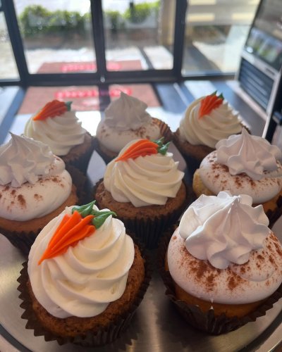 Photo post from smallcakestyler.