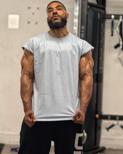 Carousel post from ph_gains.