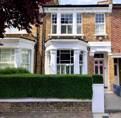 Carousel post from saltfilm_locations.