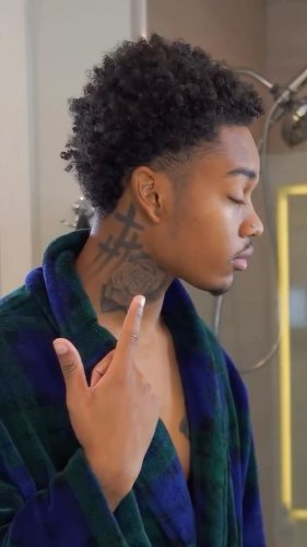 Video post from mixedchickshair.