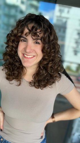 Video post from trindadehairstylist.