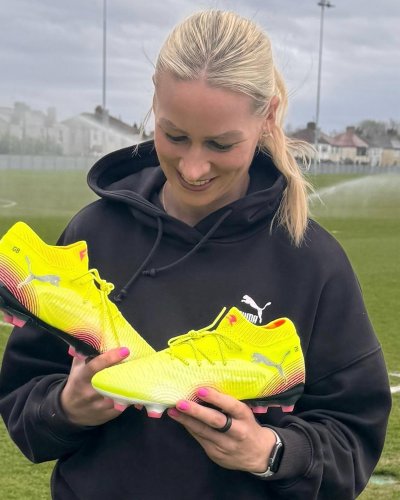 Carousel post from gembon23.