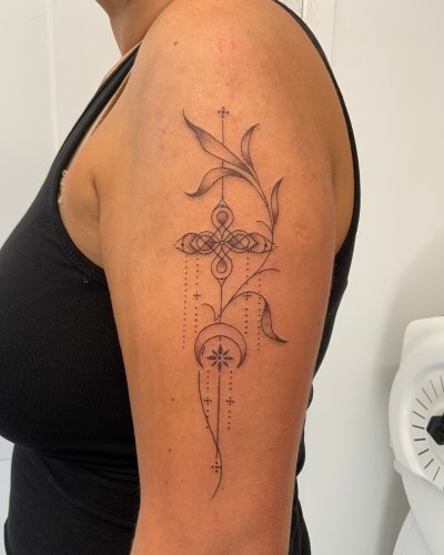 Photo post from lovetattoossandhurst.