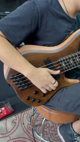 Video post from miyatamusic.
