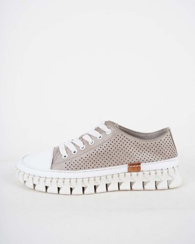 Carousel post from ossoshoes.