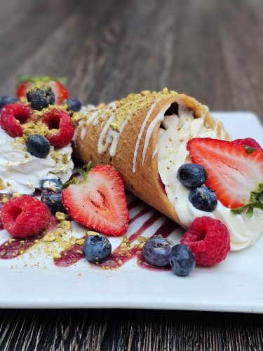 Photo post from laurasbarandgrill.