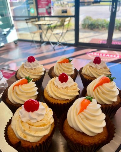 Photo post from smallcakestyler.