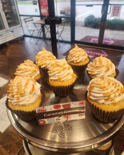 Photo post from smallcakestyler.