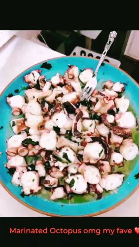 Video post from zallycancook.