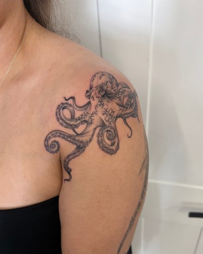 Photo post from lovetattoossandhurst.