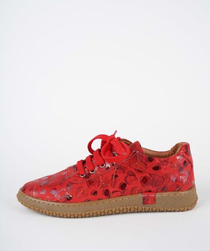 Carousel post from ossoshoes.