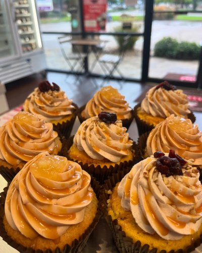 Photo post from smallcakestyler.