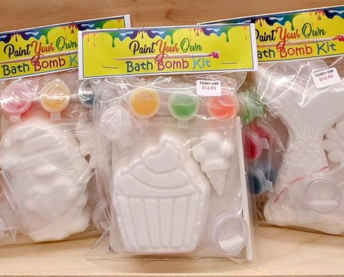 Carousel post from niftygiftynorfolk.