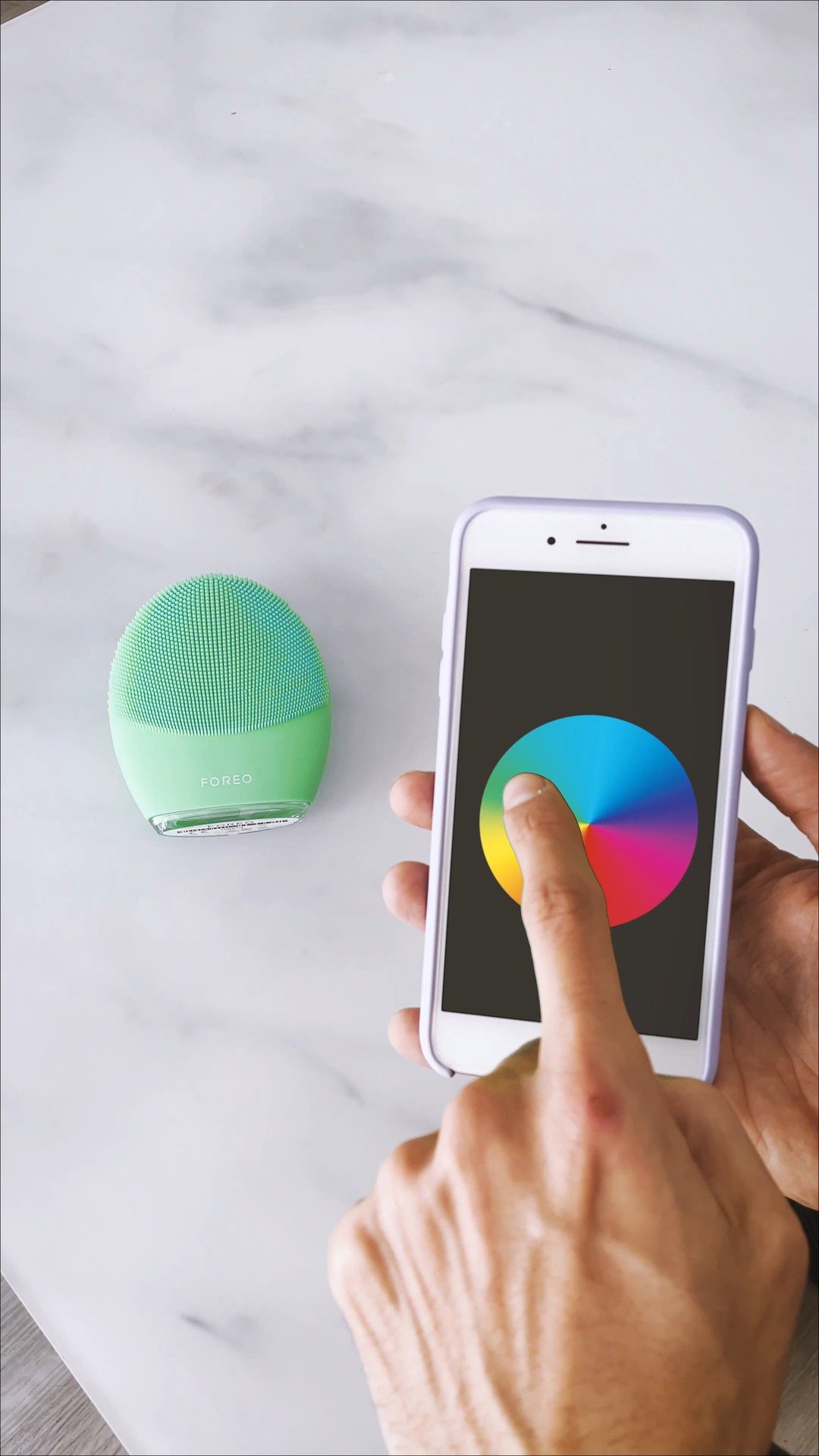 FOREO LUNA™ 4 mini | Dual-Sided Facial Cleansing Massager