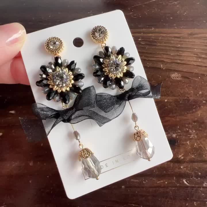 Carousel post from blingtw.