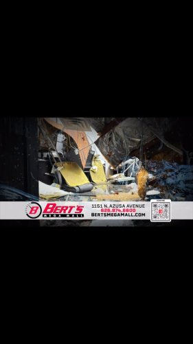 Video post from bertsmegamall.