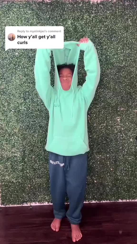 Video post from mixedchickshair.