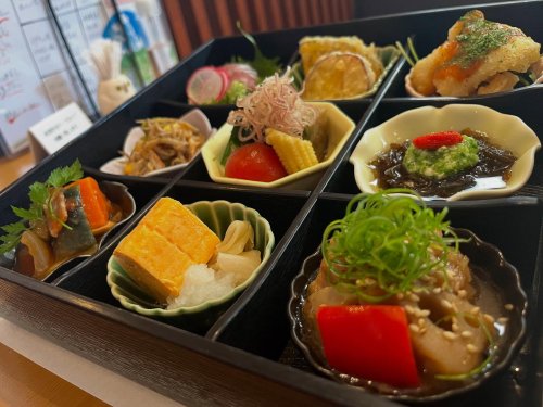 Carousel post from kappou.tonbo.