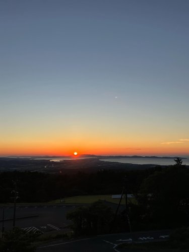 Carousel post from masumizutenkuu.
