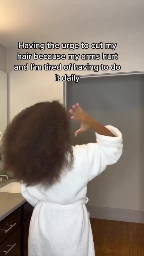Video post from mixedchickshair.