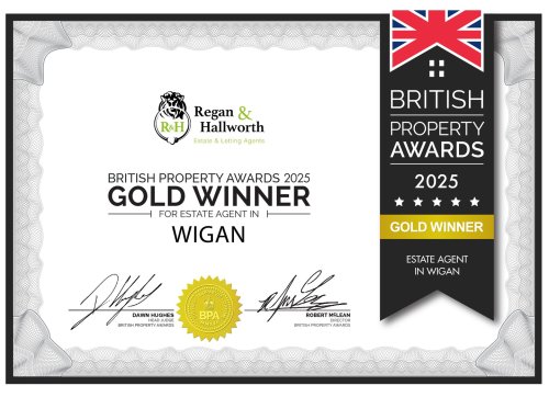 Photo post from reganhallworth.