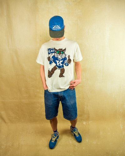 Photo post from dotnsquare_vintage.