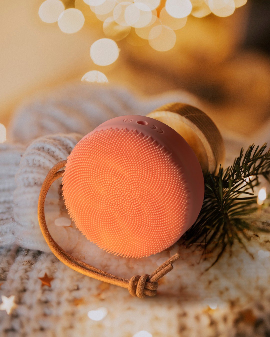 FOREO LUNA™ 4 body | Exfoliating Sonic Body Brush