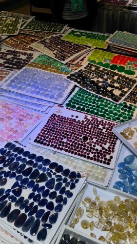 Video post from annelizabethjewelry.