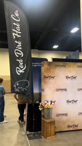 Video post from reddirthatco.