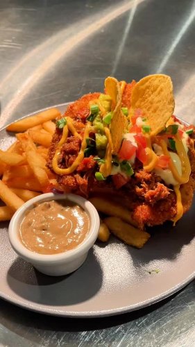 Video post from thearytoukley.