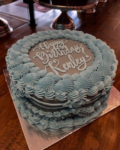 Photo post from smallcakestyler.