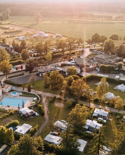 Carousel post from glampings.