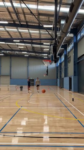 Video post from alburycity.