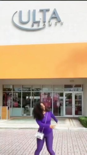 Video post from mixedchickshair.