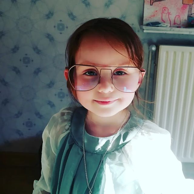 Photo post from elenabuyle.
